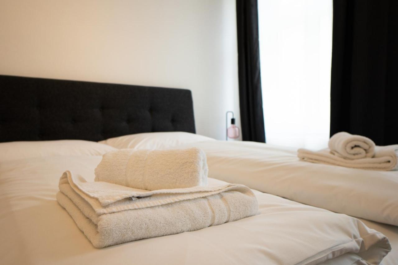 Lovely 1-Bedroom Apartment Next To Praterstern Wenen Buitenkant foto