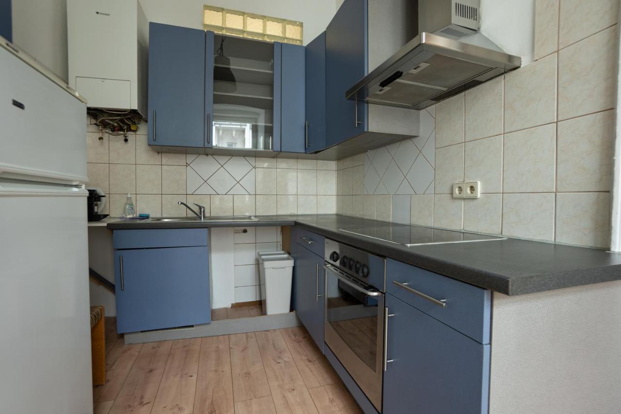 Lovely 1-Bedroom Apartment Next To Praterstern Wenen Buitenkant foto